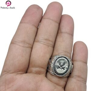 Oxidised Silver Macho fingerring Ring
